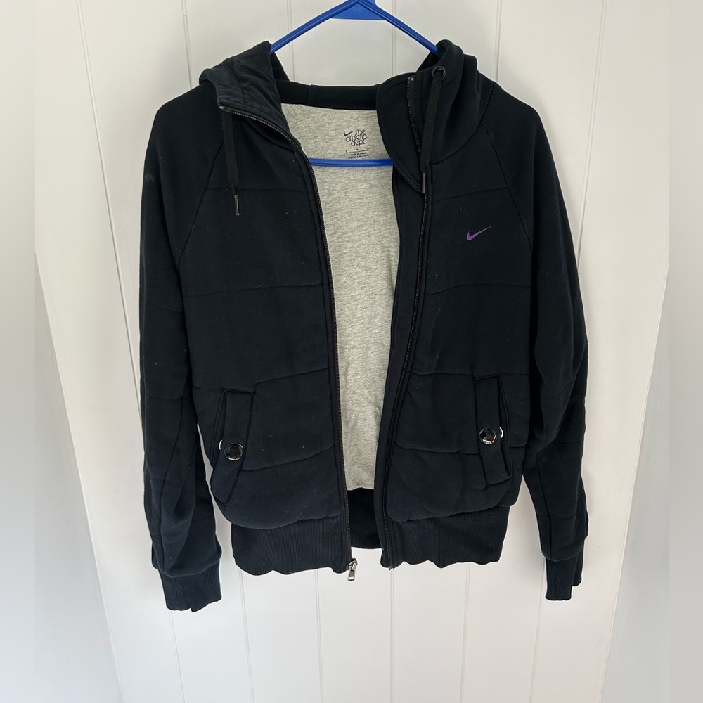 Nike sweater - Picture 2 of 6